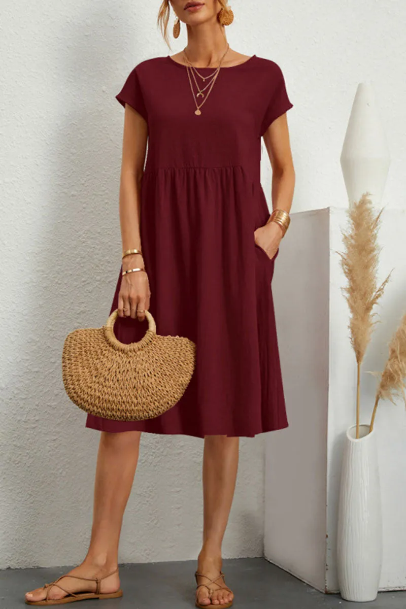 GR | Chic short-sleeved dress with a round neckline in solid color patchwork