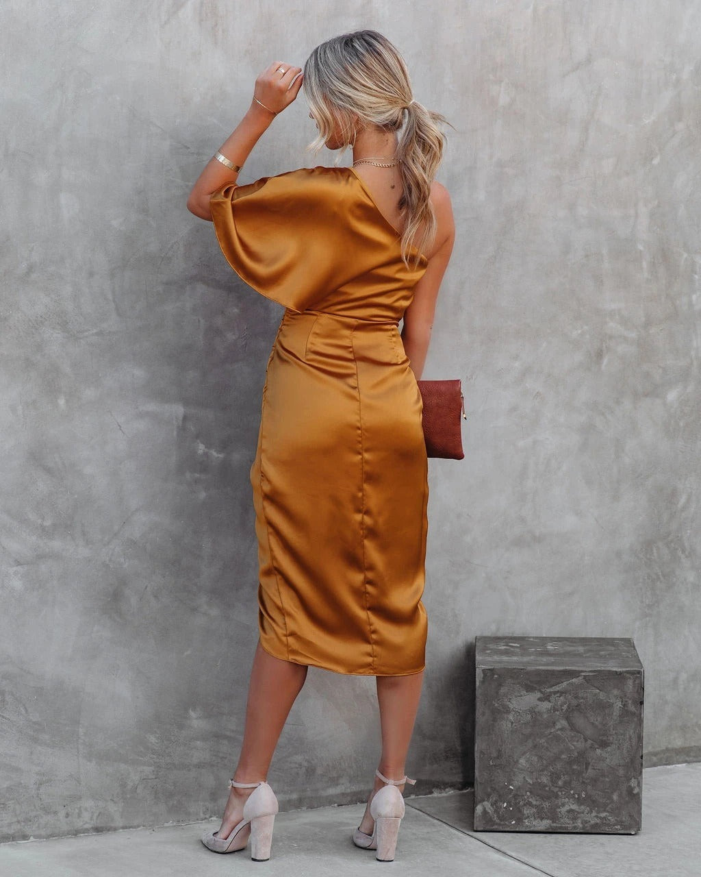 GR | Sexiest one-eyed asymmetrical skirt dress women's evening dress