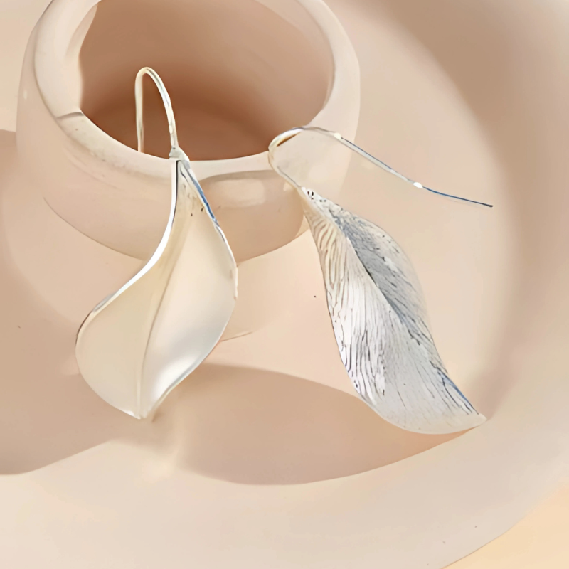 GR | Leaf-shaped silver vintage earrings