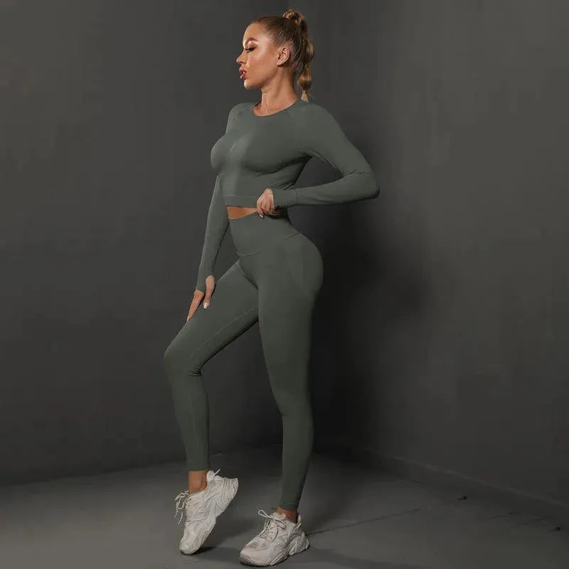 GR | Komplett mit Yoga-Hose und Top