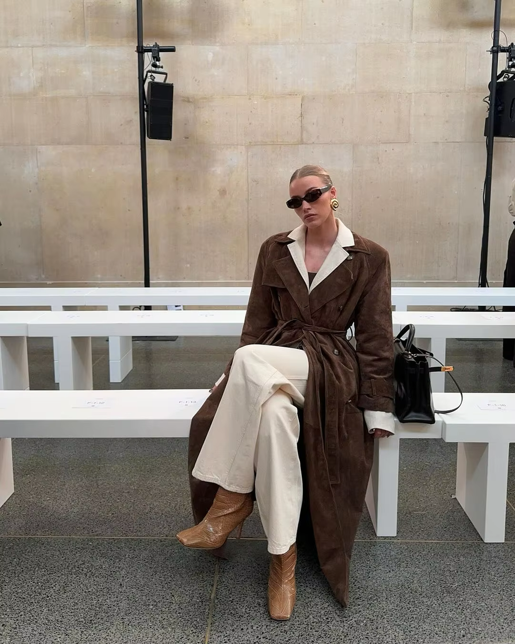 GR | Women's winter coat made of faux suede 