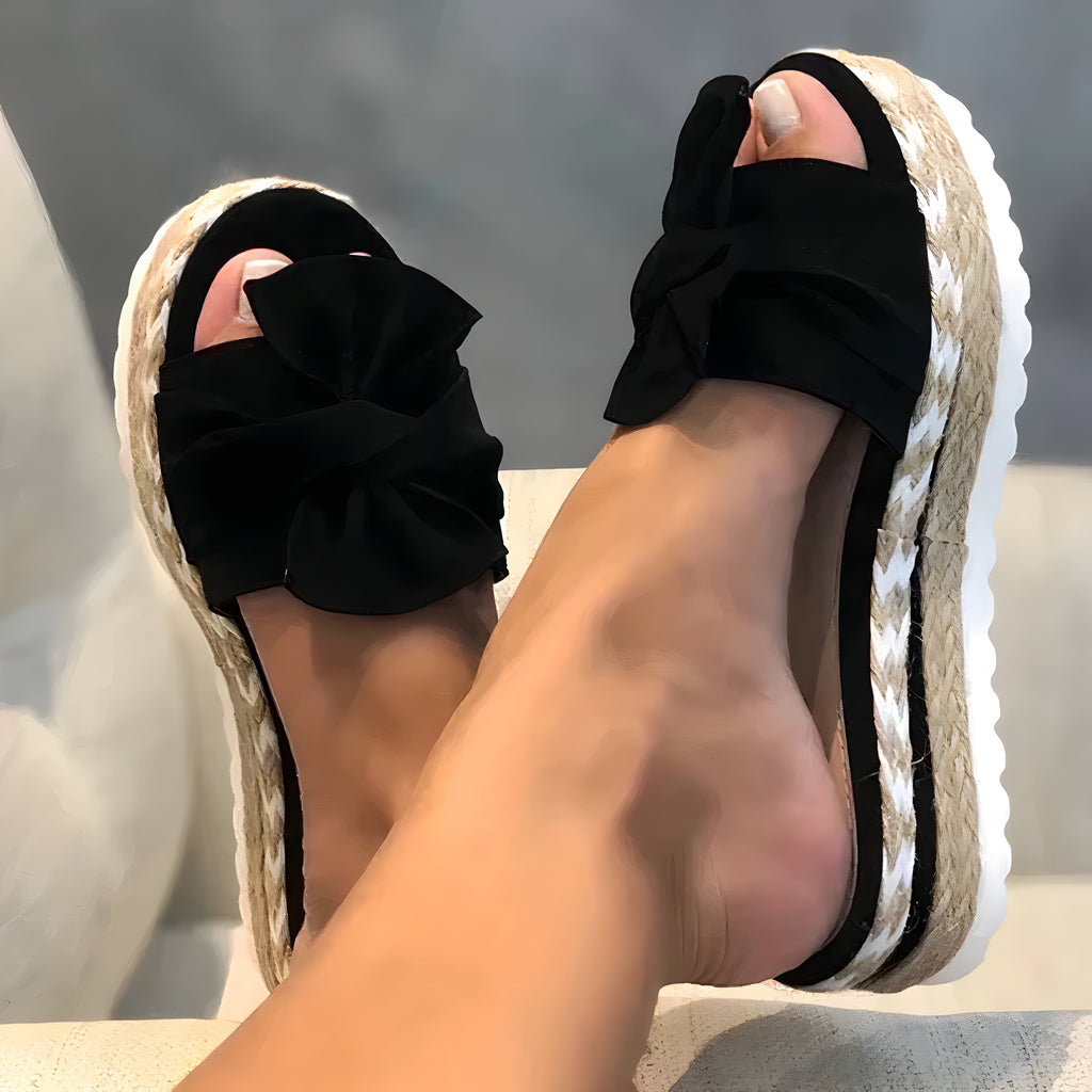 GR | Women's sandals with hair curlers