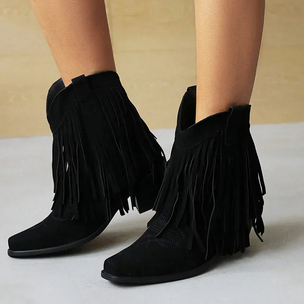 GR | Cowboy ankle boots with fringe tassel