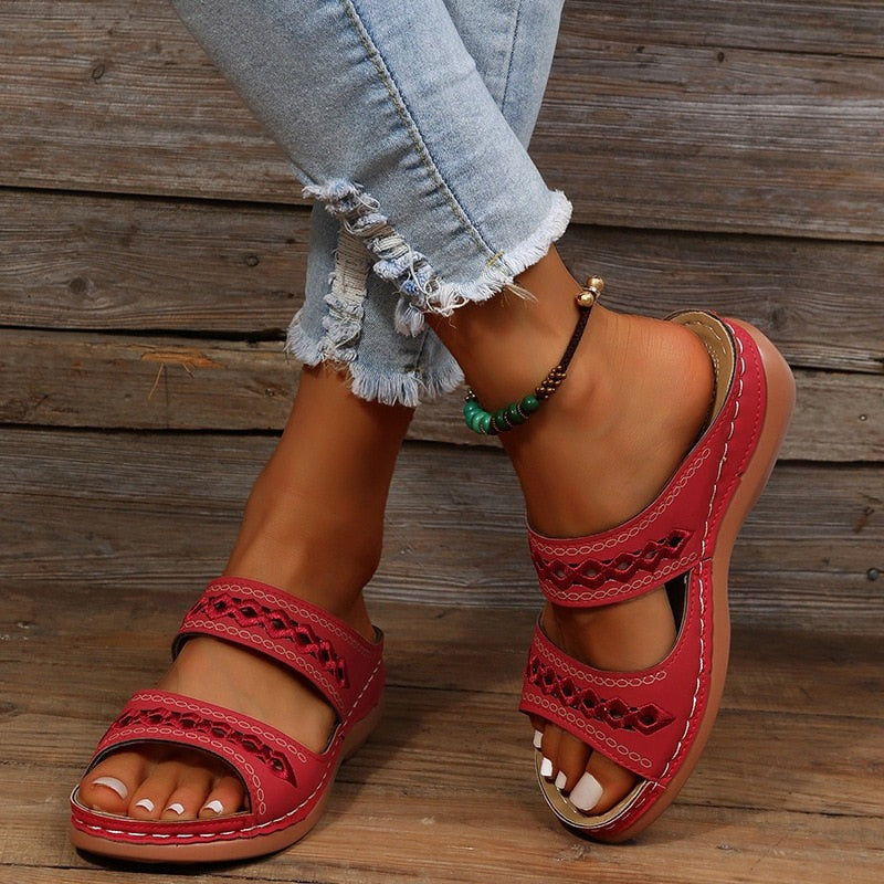 GR | Orthopedic sandals
