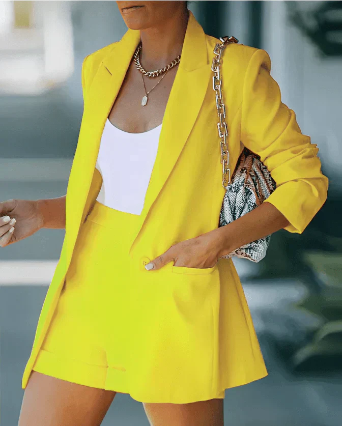 GR | Blazer and Shorts Set - Stylish & Comfortable for Every Occasion