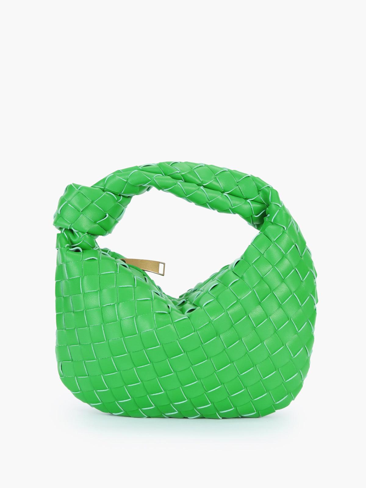 GR | Casual and Relaxed Bag Design