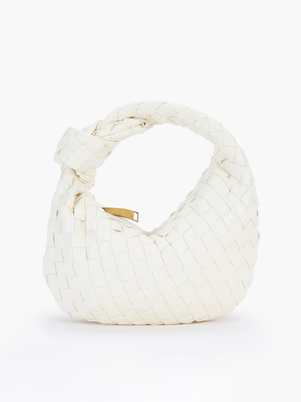 GR | Casual and Relaxed Bag Design