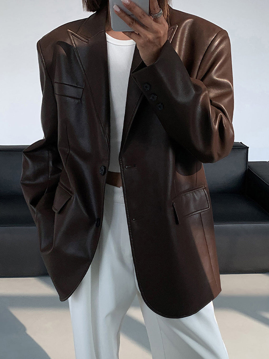 GR | Reversf pockets leather blazer