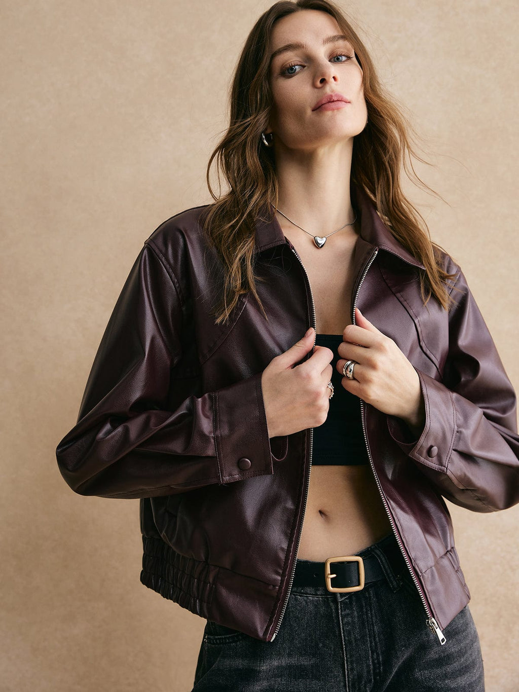 GR | Cropped Leather Jacket: Modern, Elegant & Timeless