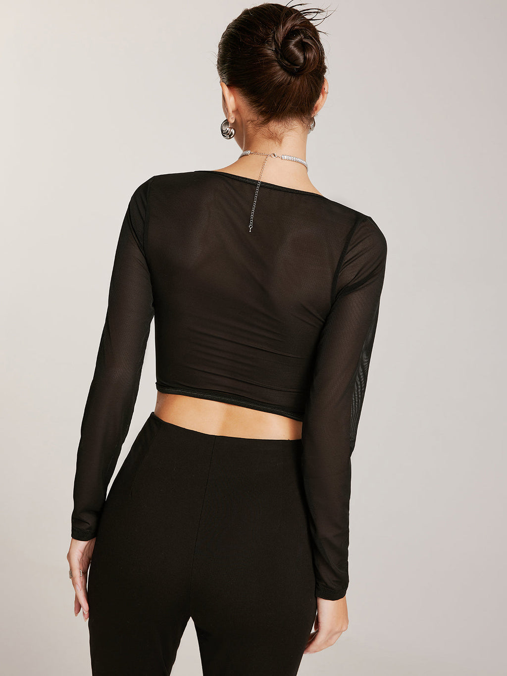 GR | Sheer Long-Sleeved Heart Neck Lace Skinny T-Shirt