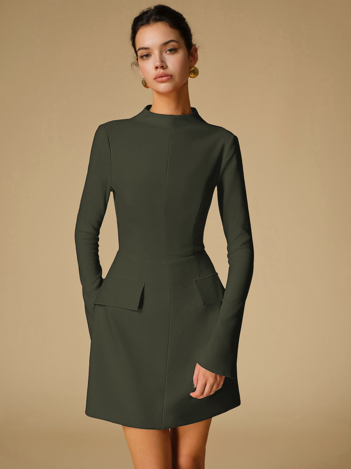 GR | Minimalist, simple dress with a low back