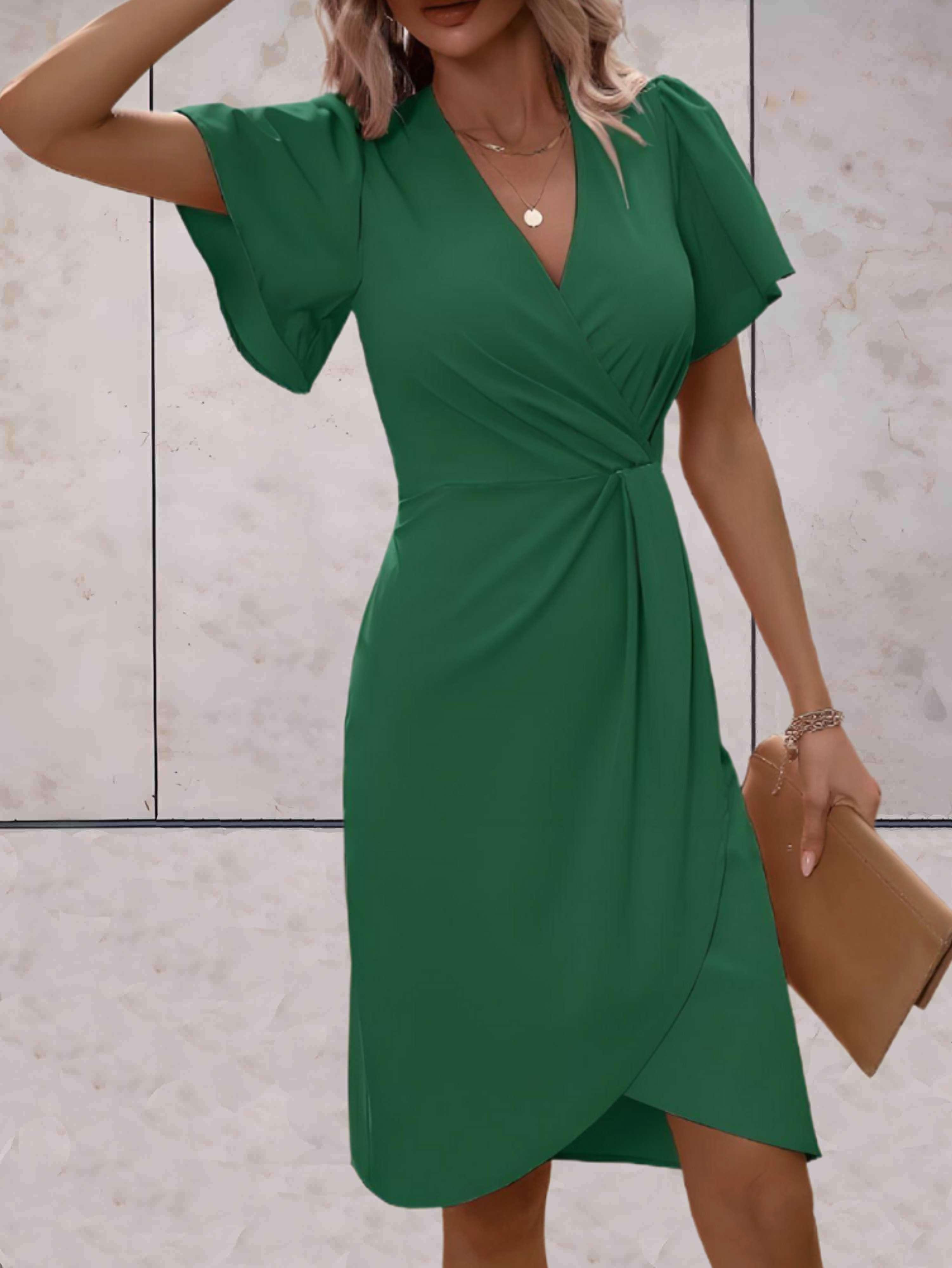 GR | Fitted dress with flared sleeves for women