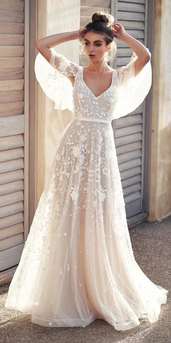 GR | Elegant dress in a fitted style