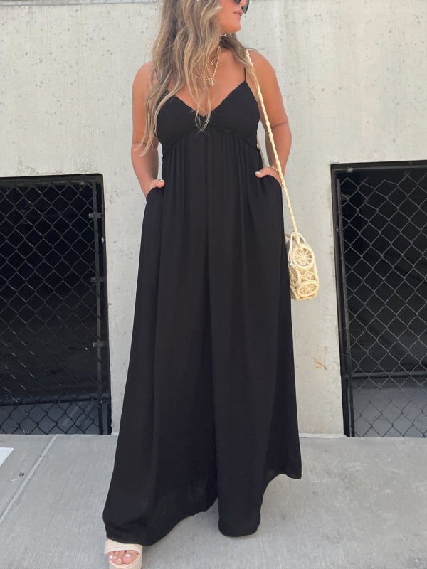 GR | Jumpsuit with V-neck and wide straps