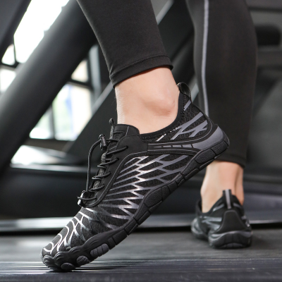 GR | Sporty barefoot shoes Flexible & lightweight