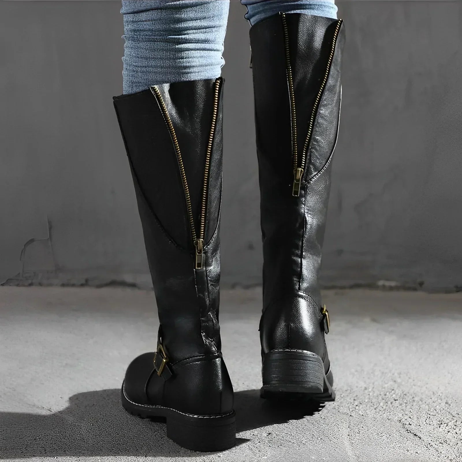 GR | Stylish autumn long boots with metal clasp for women