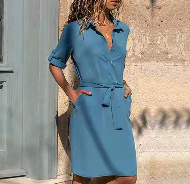 GR | tailliertes stilvolles Kleid