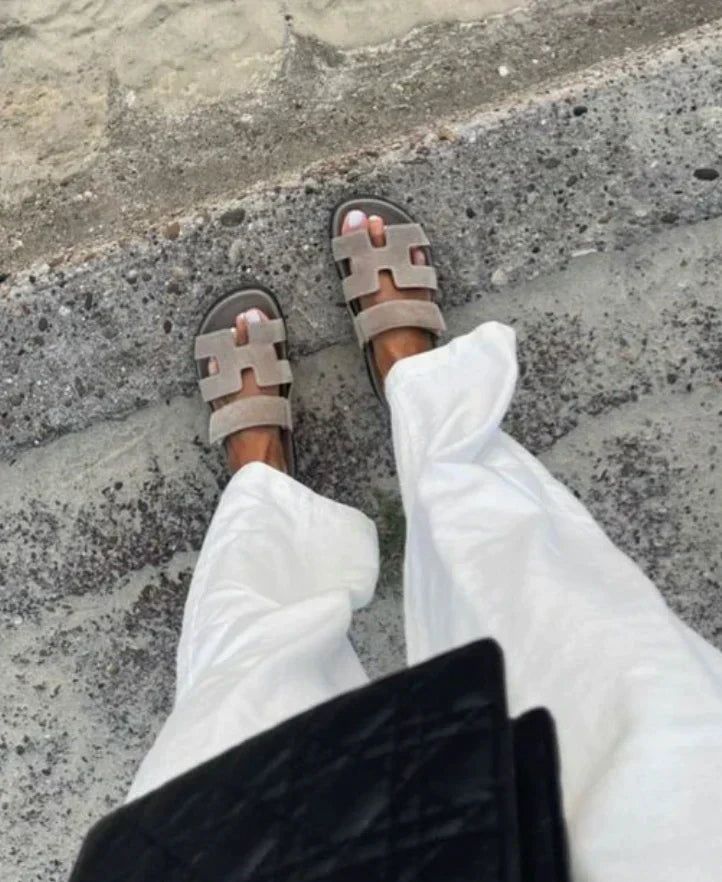 GR | Super soft and stylish slip-on sandals for women