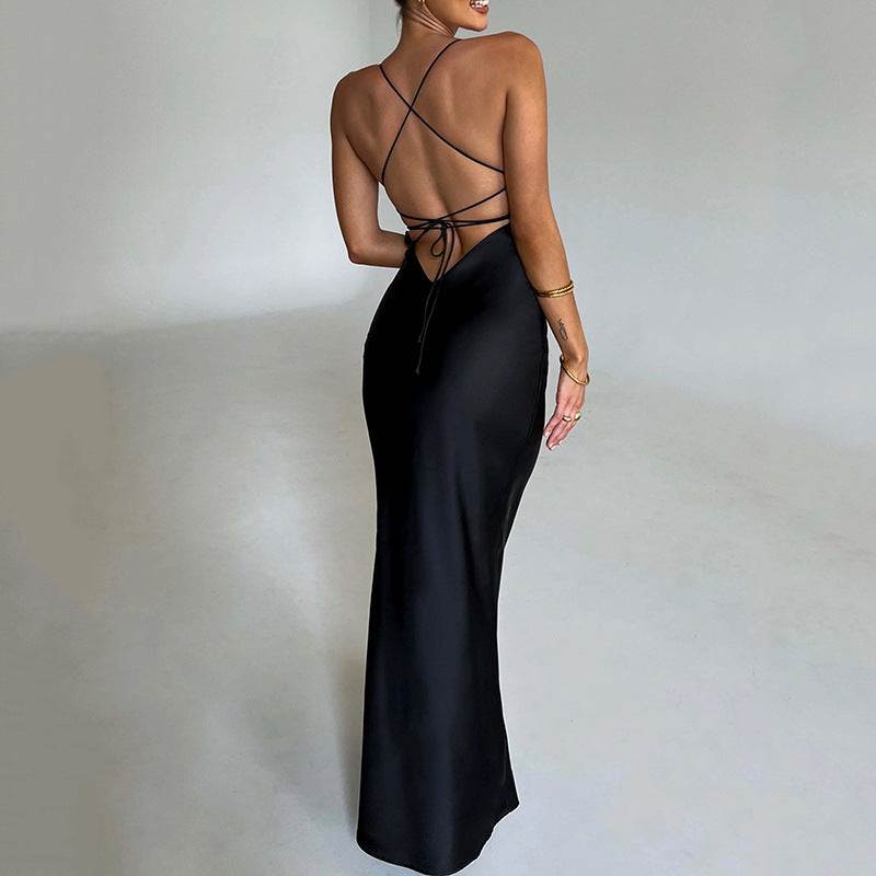 GR | Spaghetti strap dress in silky material with maxi hem