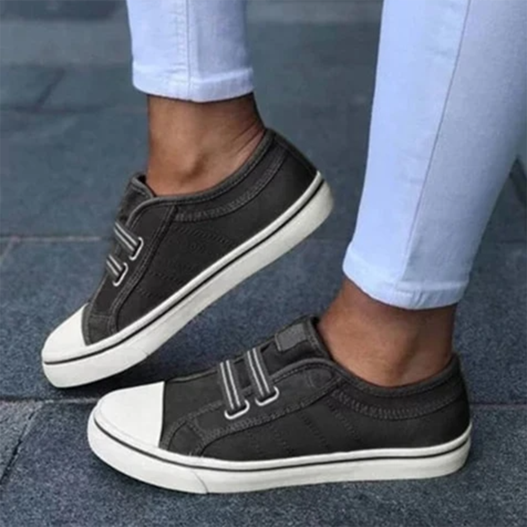 GR | Stylish and comfortable sneakers that guarantee style without effort.