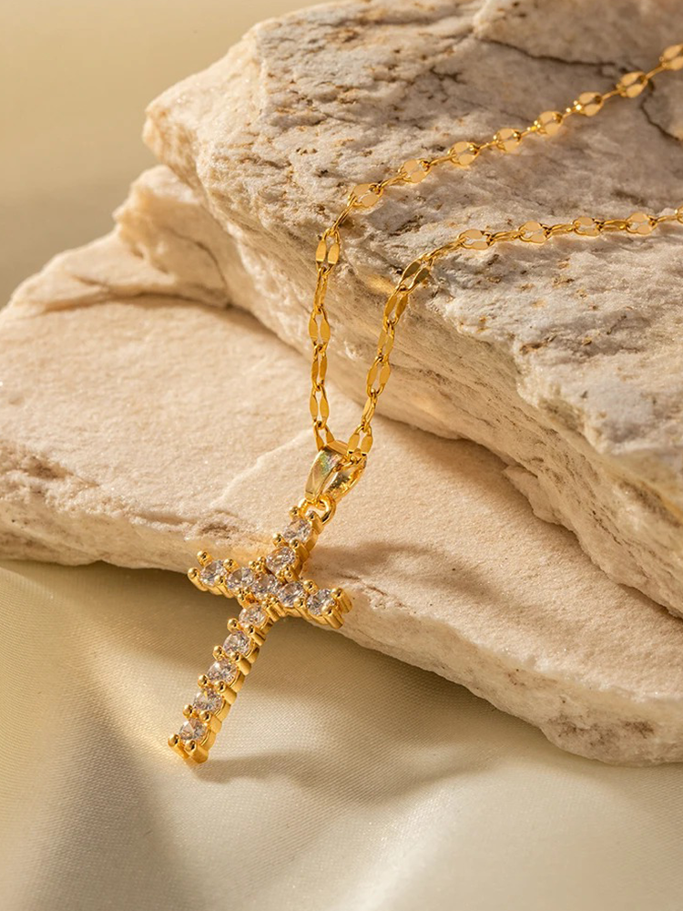 GR | Golden Zirconia Cross Necklace with Pendant for Women