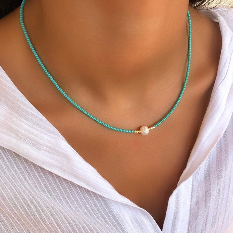 GR | Classic pearl necklace with a subtle sheen