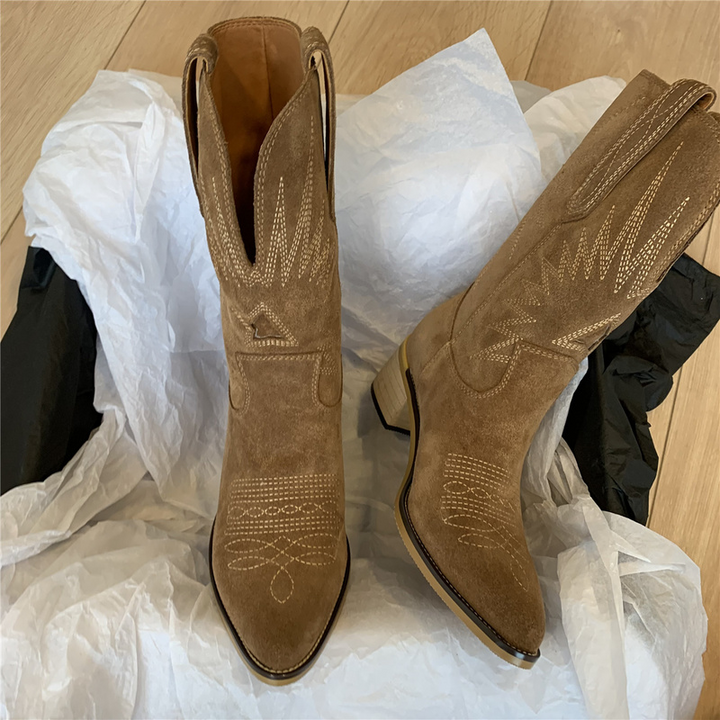 GR | Cowboy boots for the Wild West