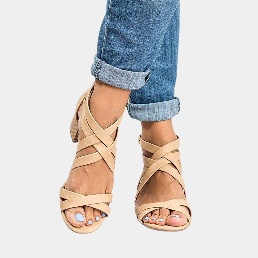 GR | Elegant women's heeled sandals that add a touch of class