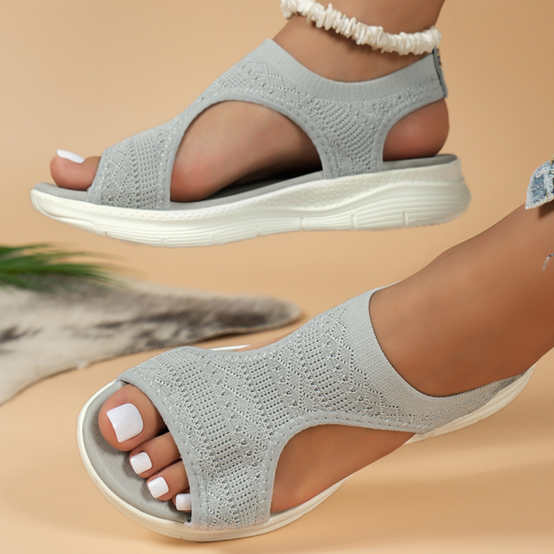 GR | Flexible women's summer sandals