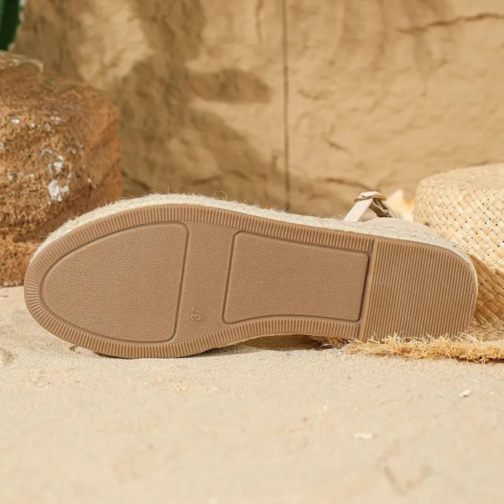 GR | Elegant and sophisticated women's sandals for every occasion