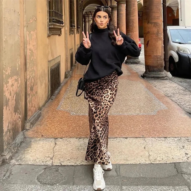 GR | Leopard print satin skirt