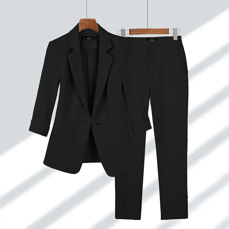 GR | Elegant blazer and trousers