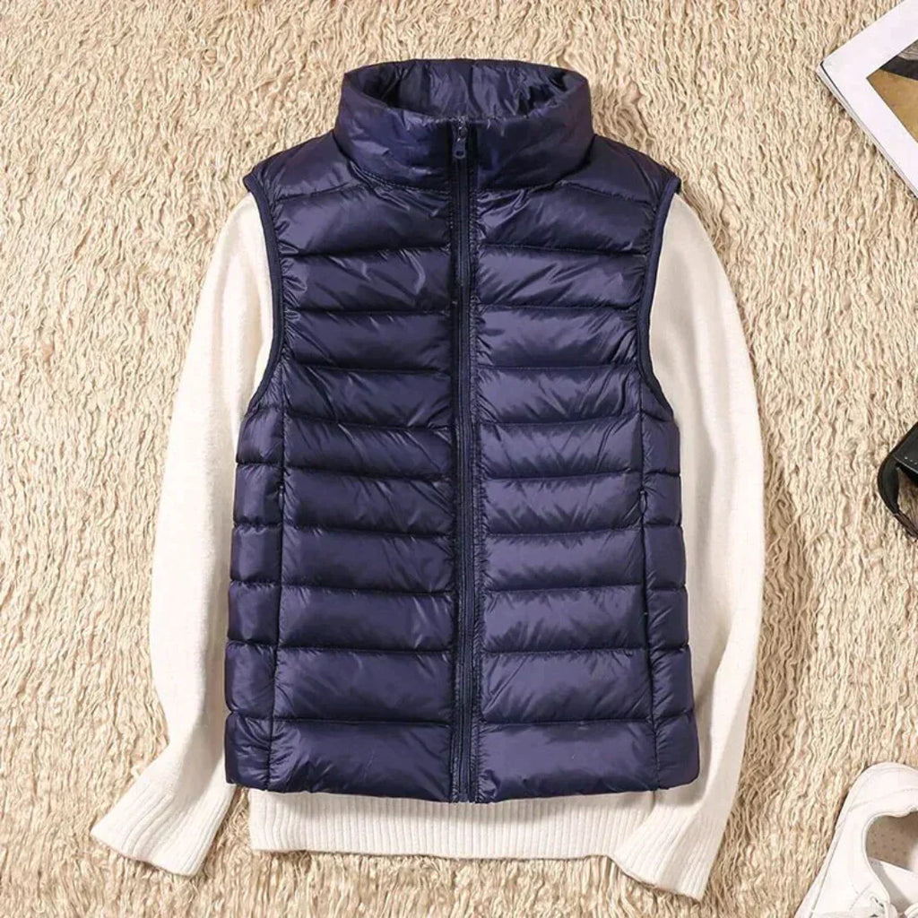 GR | Lightweight women's vest for comfort and style