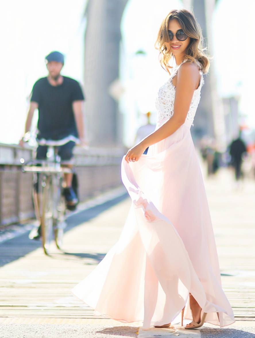 GR | Lange Brautjungfernkleid Spitze Chiffon Fluid Rundhals Ärmellos Elegant Rosa und Weiß