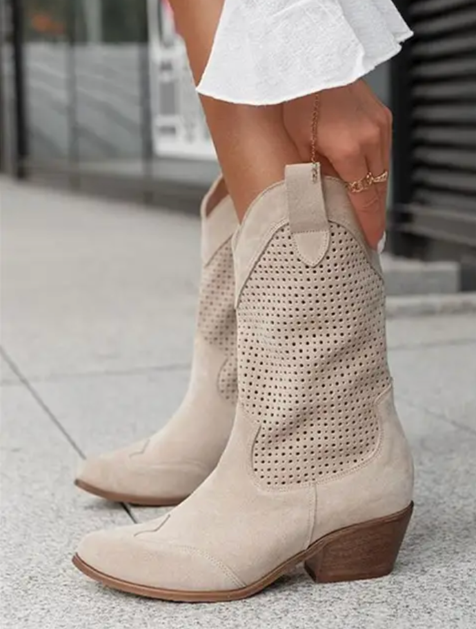 GR | Perforated suede western boots for women