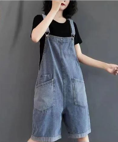 GR | Jumpsuit with denim suspenders