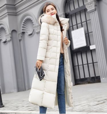 Long coat with fur collar