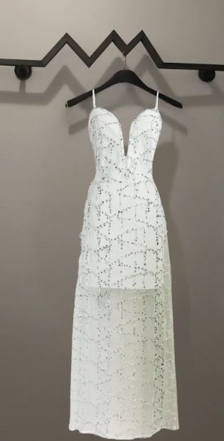 Women's evening dress with artistic sequin embellishment and deep V-neck, size GR