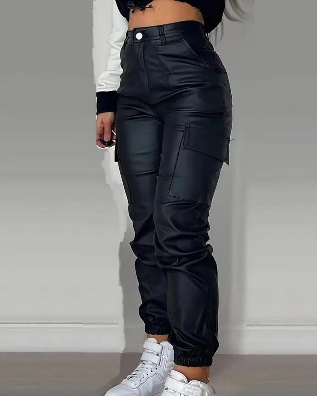 GR | Hochtaillierte Leder Jogginghose für Frauen