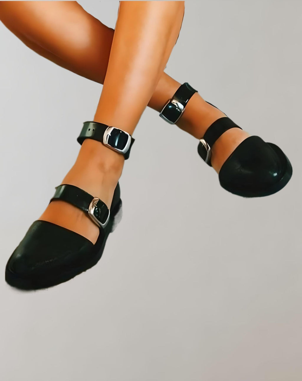 GR | Closed Sandals with Random Design Shoes