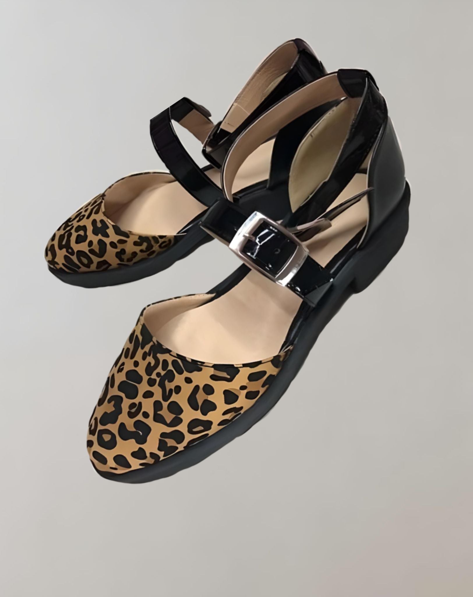GR | Closed Sandals with Random Design Shoes