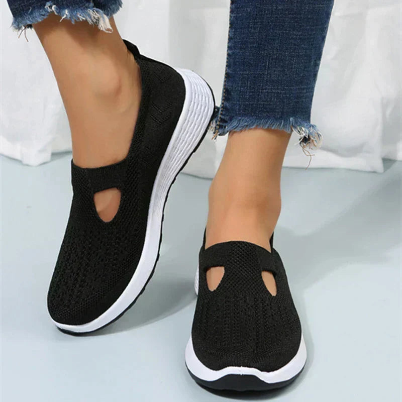 GR | Orthopedic shoes made of mesh