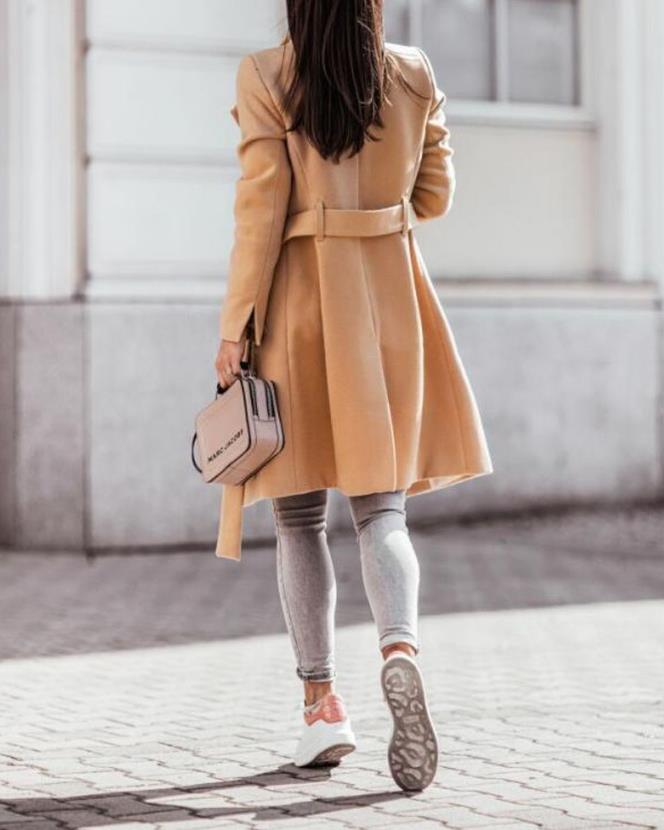 GR Long women's coat with button placket at the front and belt