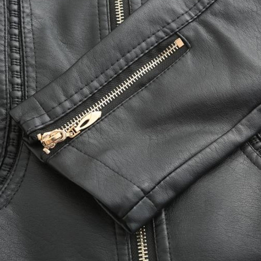 GR | Elegant leather jacket for women