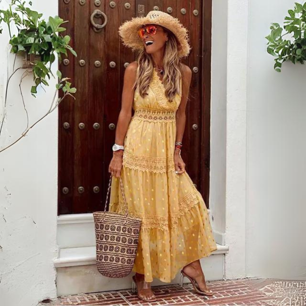 GR | Elegant dress made of embroidered chiffon