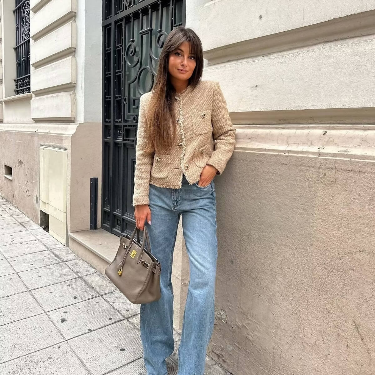 Luxurious tweed short jacket