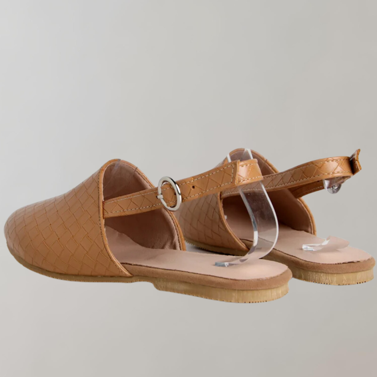 GR - Flat sandal with low heel | Loafer sandal with strap at the back