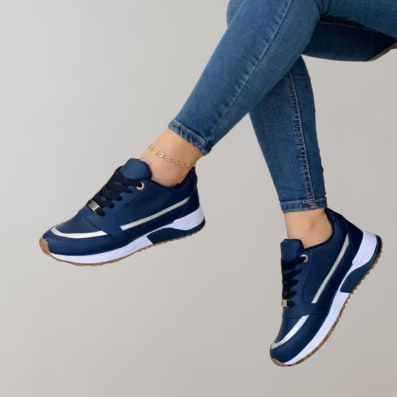 GR - Stylish low-top lace-up sneakers for women for everyday wear | Sporty casual fashion sneakers