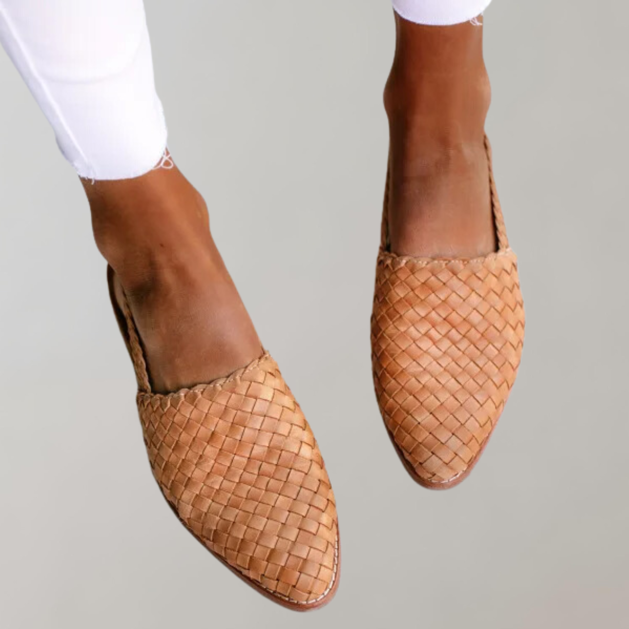 GR - Flat sandal with low heel | Loafer sandal with strap at the back