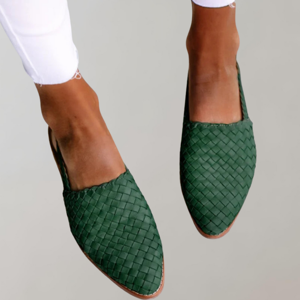 GR - Flat sandal with low heel | Loafer sandal with strap at the back